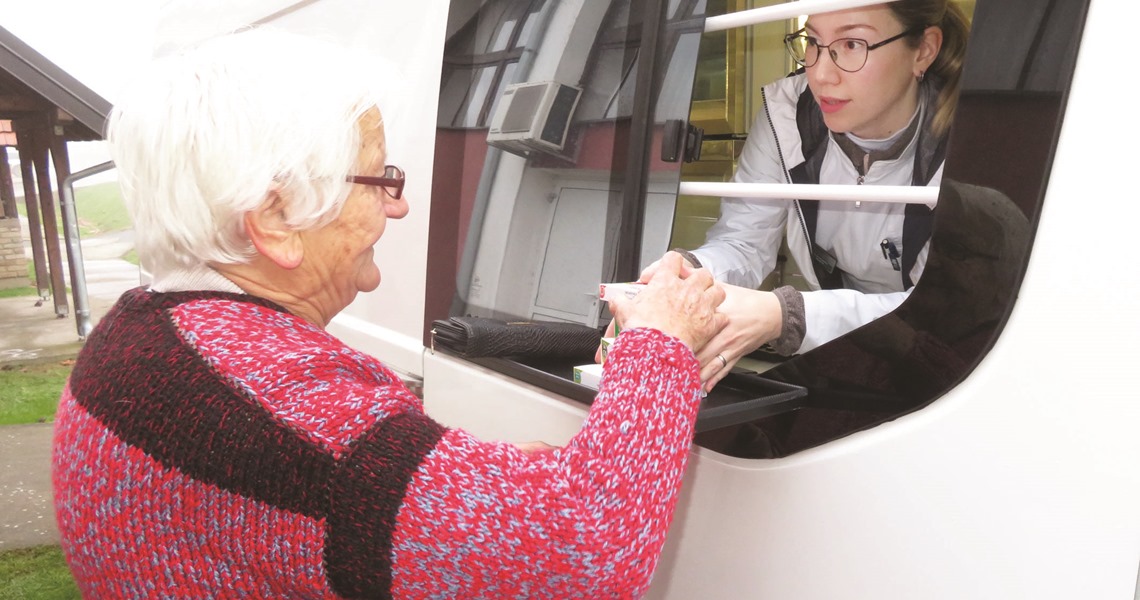 Posavska Hrvatska : U papučama po lijekove 