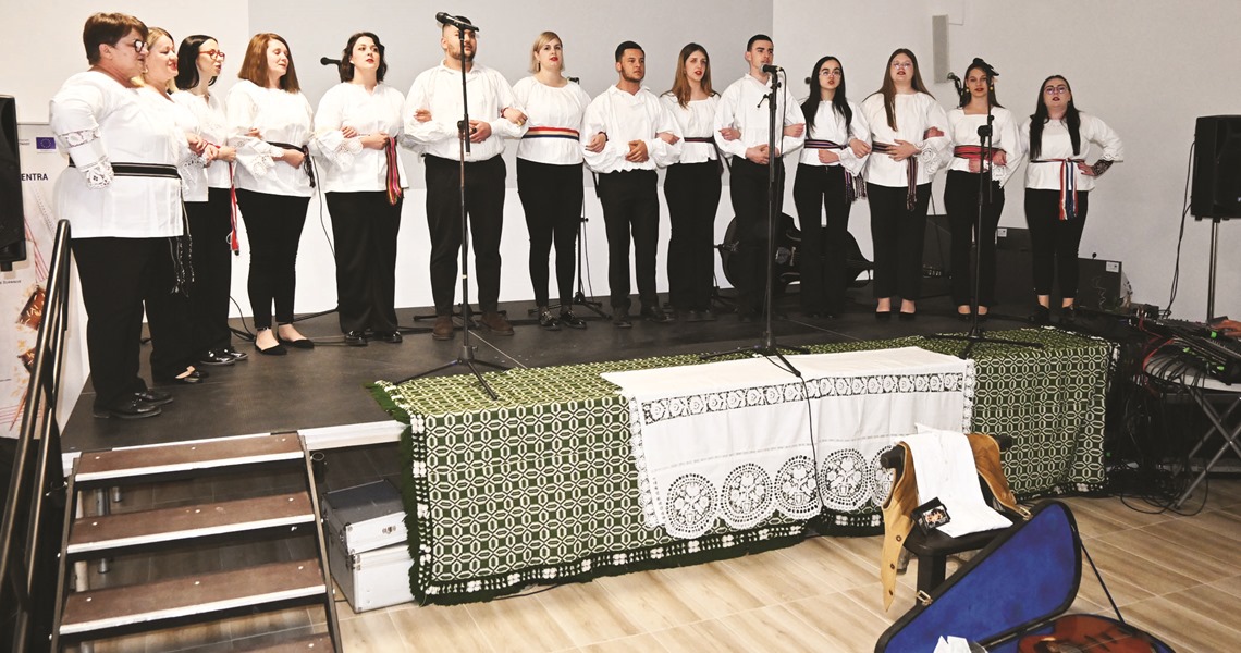 Posavska Hrvatska : Tamburaška uspomena