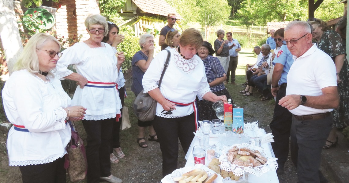 Posavska Hrvatska :  Nastaviti putem služenja i darivanja 