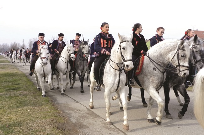 Posavska Hrvatska : Najbolja tradicija i ponos Sikirevaca