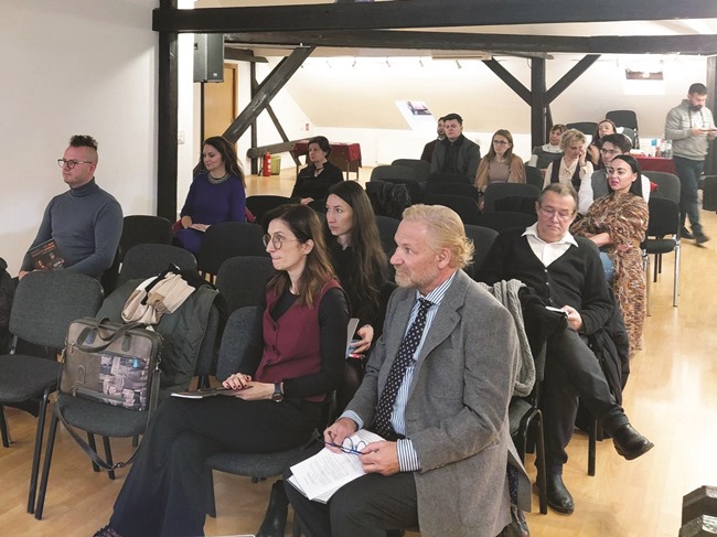 Posavska Hrvatska :  Muškarac može biti i...