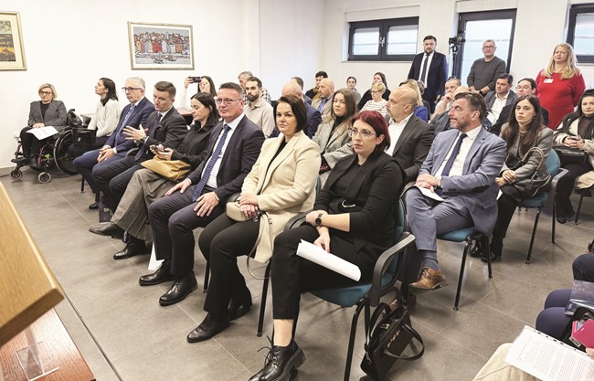 Posavska Hrvatska : Fiskalizacija 2.0 - 1URED - 1RJEŠENJE - Slavonski Brod