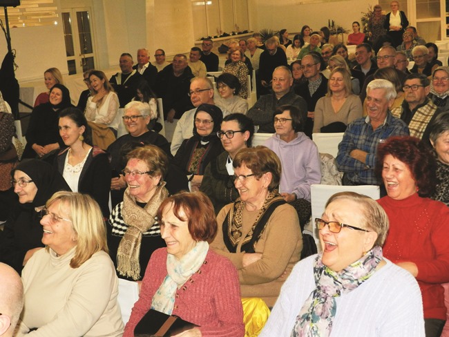 Posavska Hrvatska : Smijeh je grijao srca