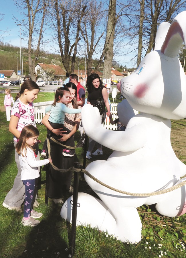 Posavska Hrvatska : Najveseliji grad