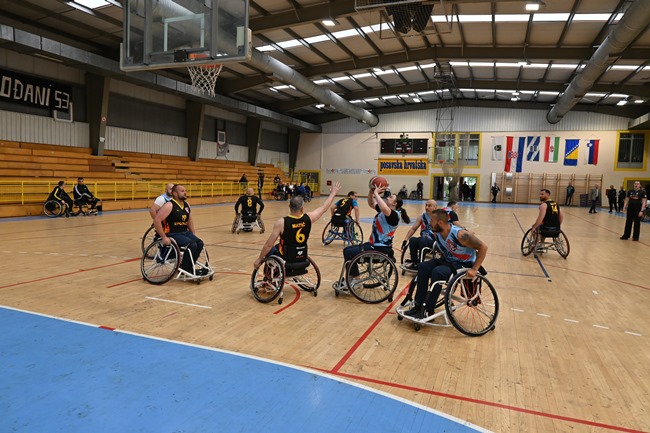 Sport : Primjer svima