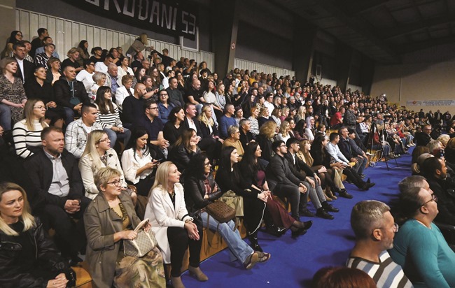 Posavska Hrvatska : Večer kad je tambura pobijedila